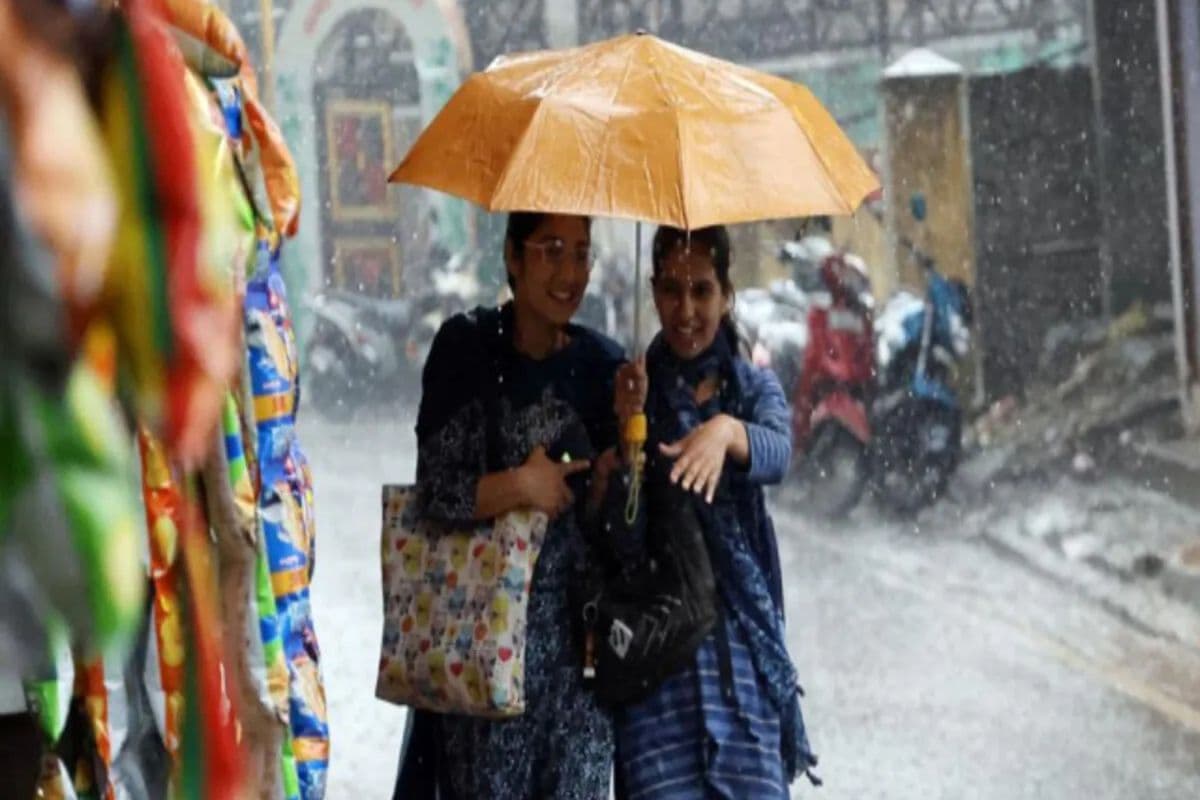 Bihar Rain Alert: अगले 3 घंटे के दौरान बिहार के 8 जिलों में होगी भयंकर बारिश, मौसम विभाग ने जारी किया ऑरेंज अलर्ट