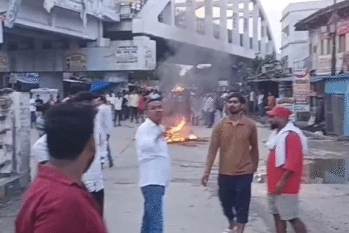 Siwan News: सीवान में 3 लोगों की हत्या, 2 को तलवार से काटा, 1 को मारी गोली, छावनी में तब्दील हुआ शहर