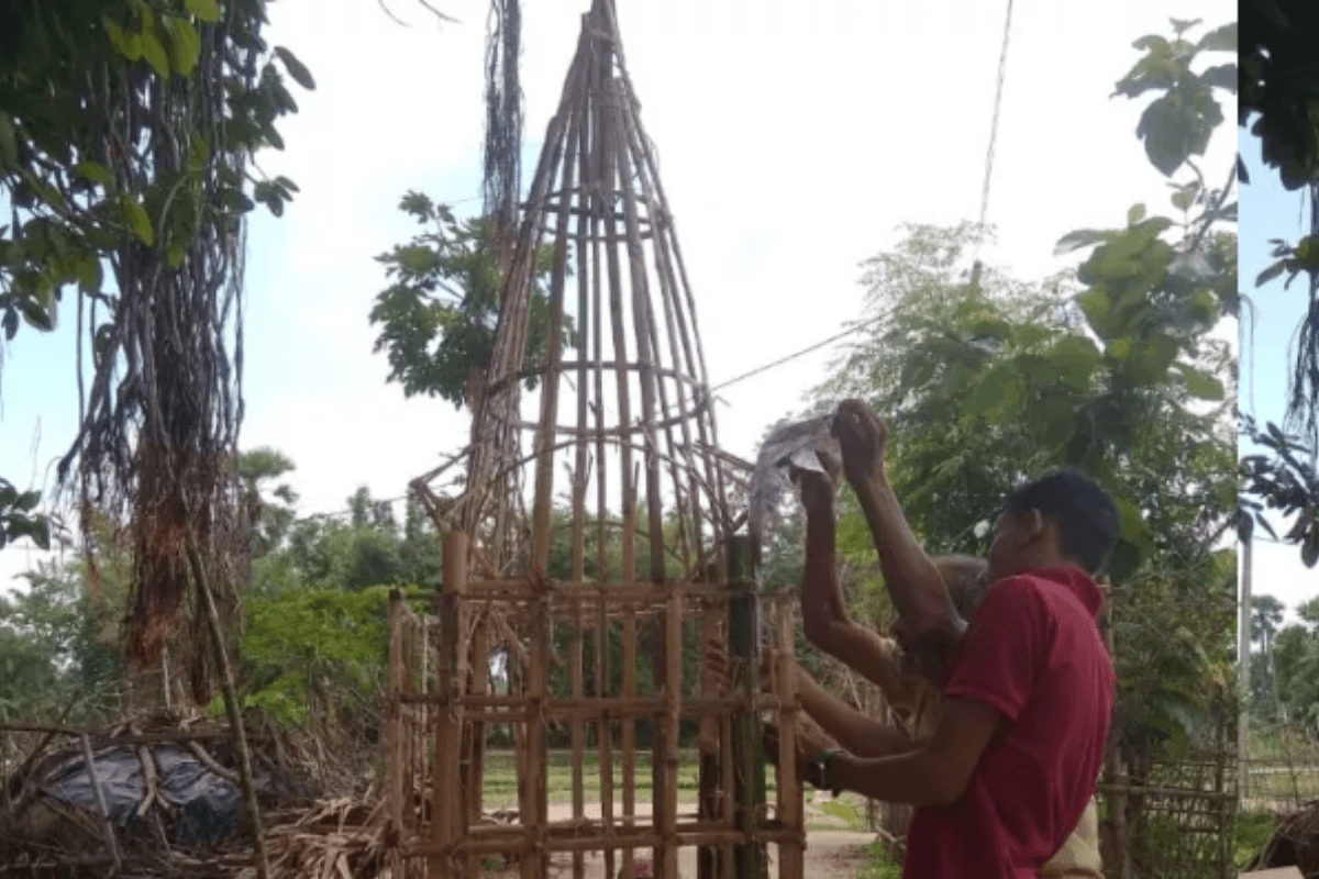 ताजिया बनाते हिंदू