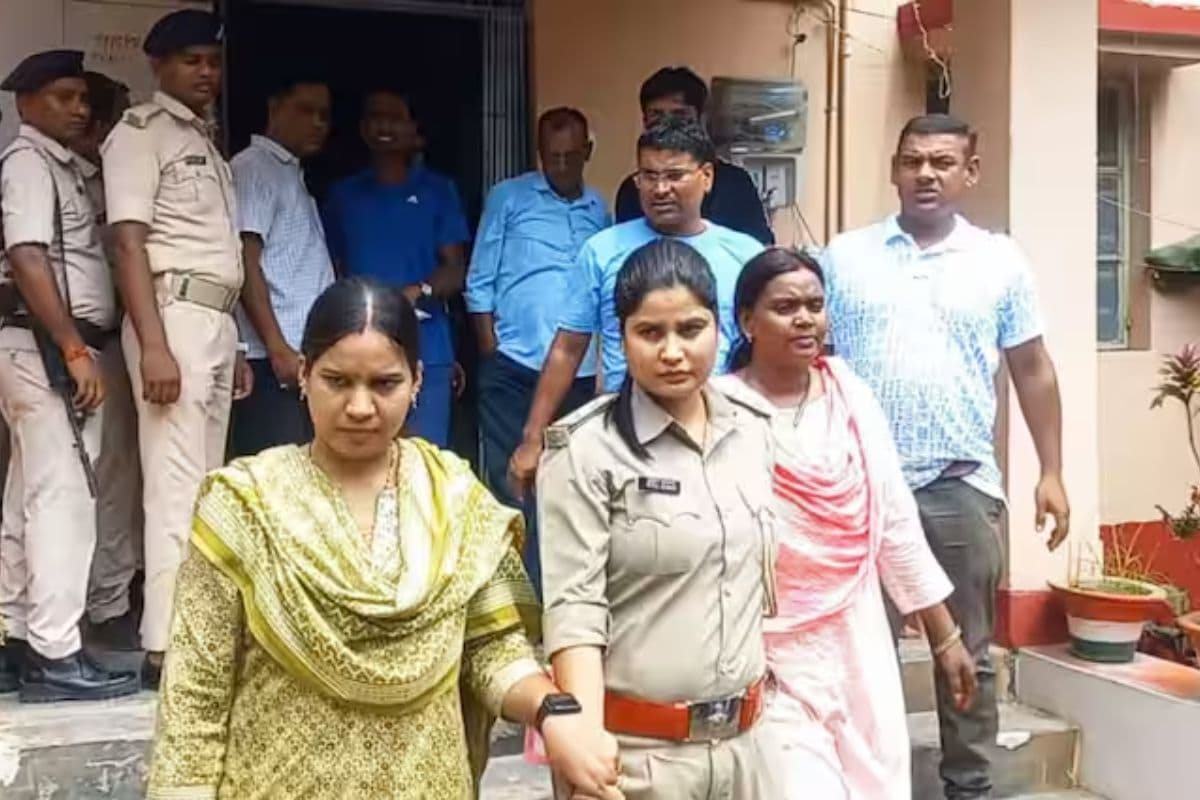Samastipur SHO Arrested: समस्तीपुर में महिला थानेदार और ड्राइवर 20000 की रिश्वत लेते गिरफ्तार, निगरानी विभाग की बड़ी कार्रवाई