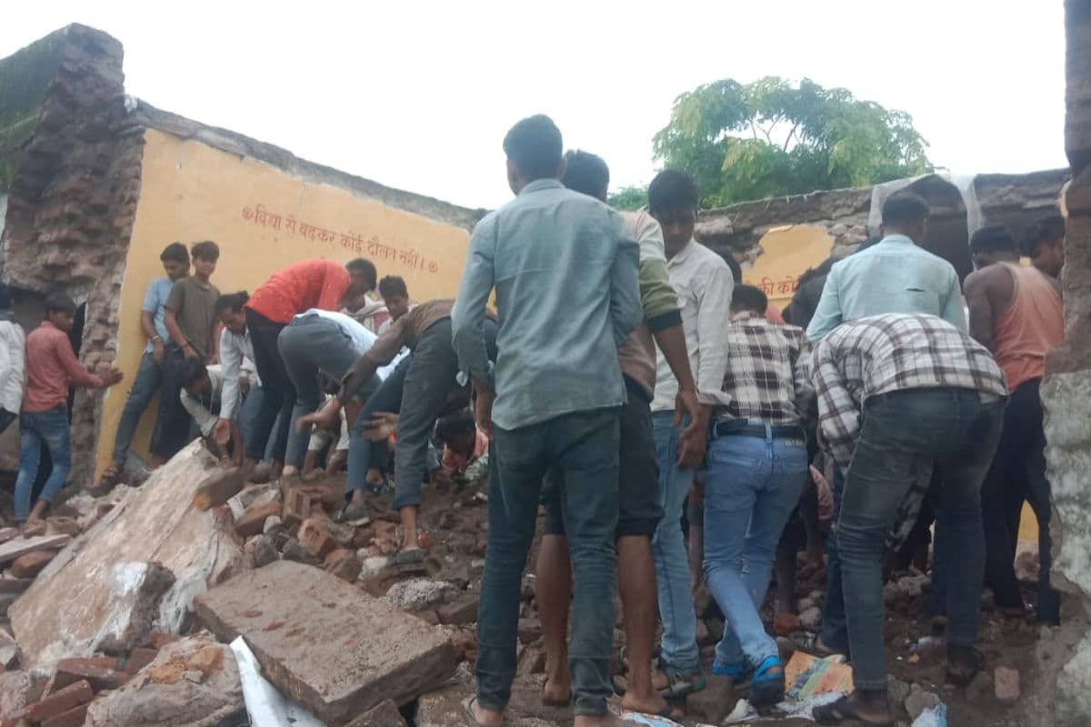 हंसते-खेलते जिन बच्चों को भेजा था स्कूल, वे नहीं रहे, रोते-बिलखते मलबा हटाते हुए मां-बाप, वीडियो देखकर नहीं रुकेंगे आंसू