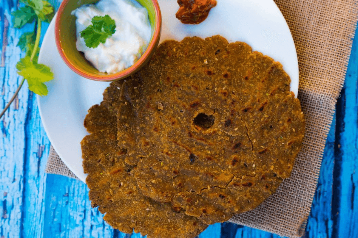 Sindhi Koki Recipe: नाश्ते में बनाएं सिंधी स्टाइल चुरचूर कोकी