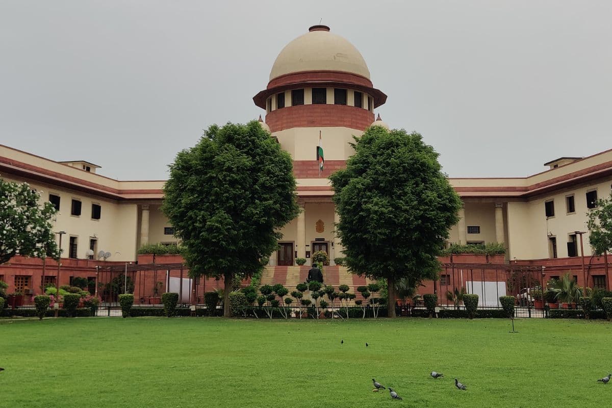 Supreme Court: जम्मू-कश्मीर को पूर्ण राज्य का दर्जा देने की मांग पर बोला सुप्रीम कोर्ट, पहलगाम की नहीं कर सकते अनदेखी