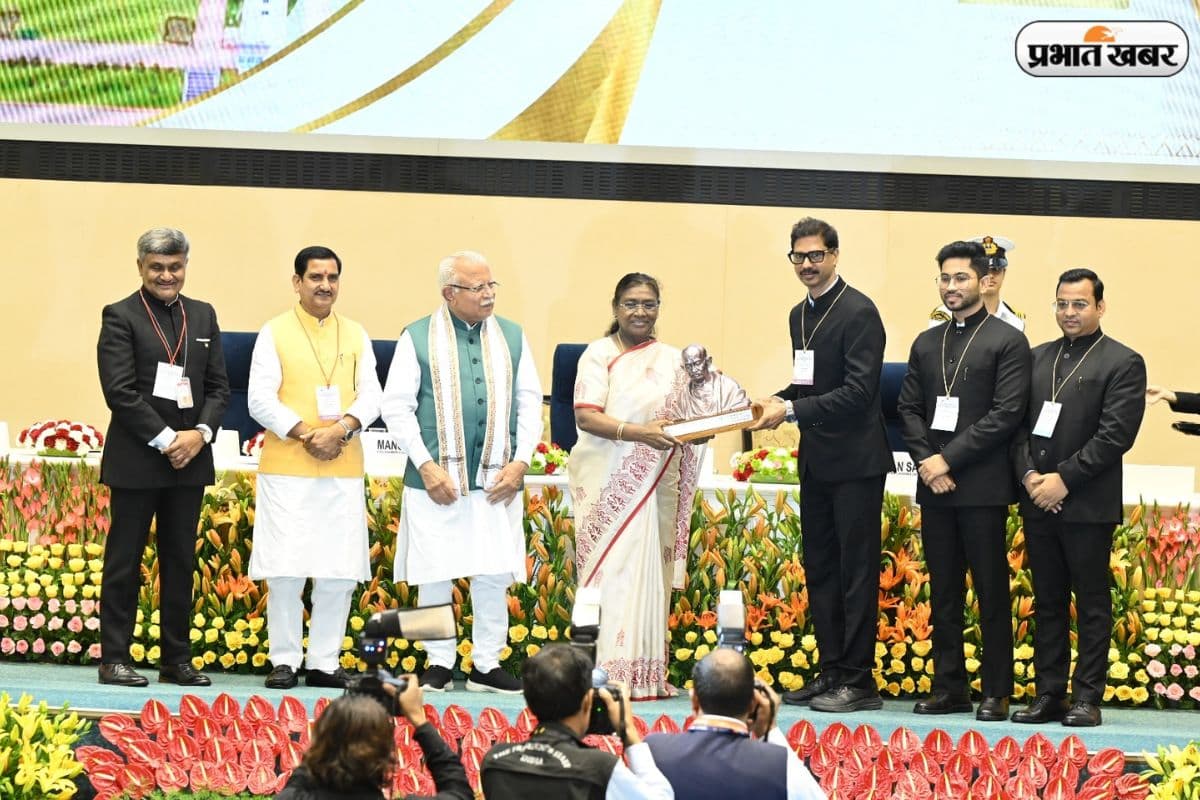 स्वच्छ सर्वेक्षण 2024-25: देशभर में जमशेदपुर को तीसरा स्थान, बुंडू को प्रॉमिसिंग स्वच्छ शहर के रूप में मिला सम्मान