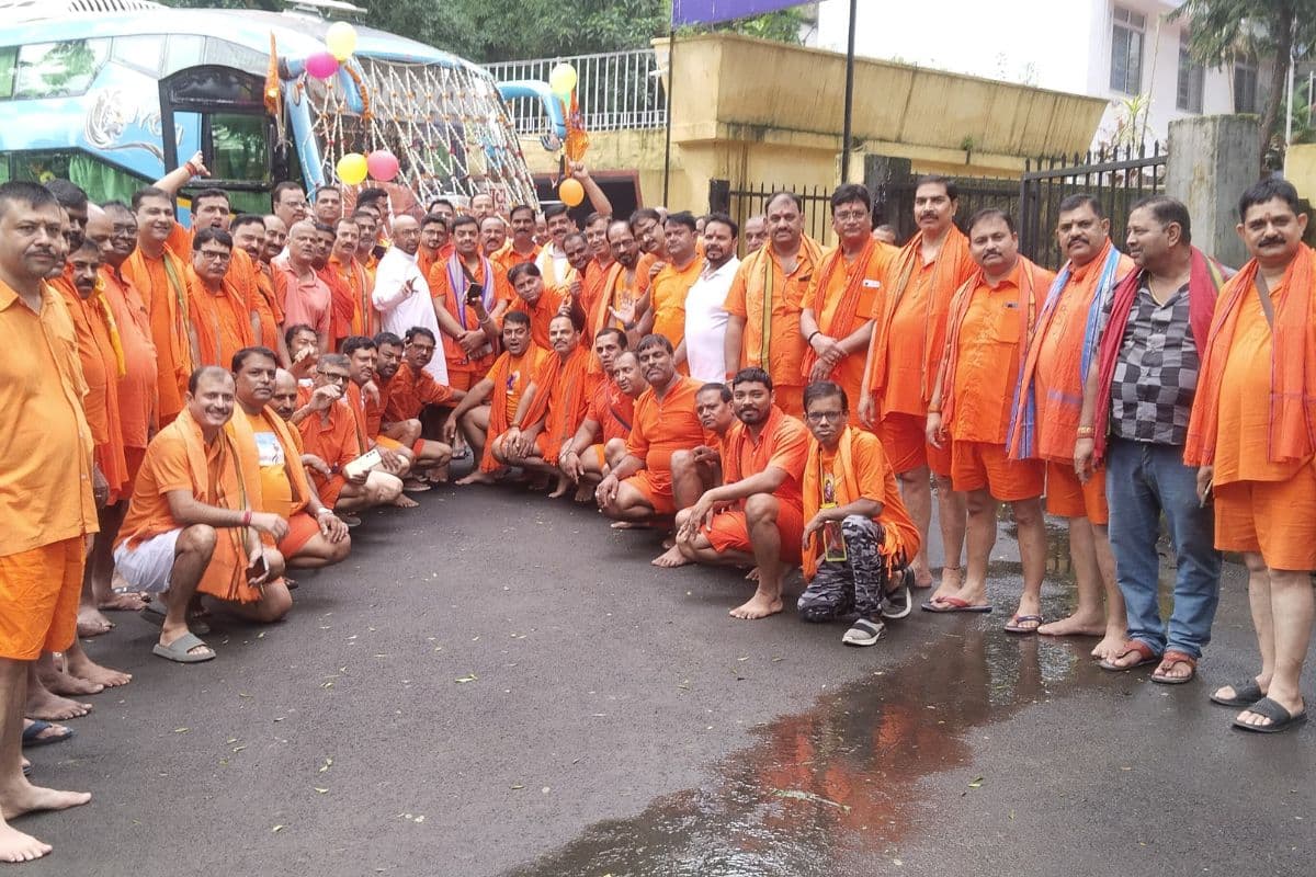 Sawan 2025: टाटा मोटर्स वर्कर्स यूनियन का जत्था बाबानगरी रवाना, बोल बम के जयघोष से गूंजा जमशेदपुर