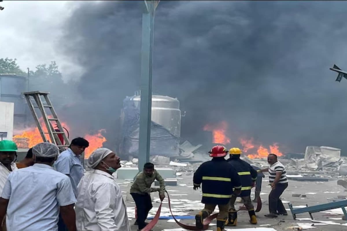 Bihar News: तेलंगाना फैक्ट्री हादसे की जांच को बिहार सरकार ने गठित की तीन सदस्यीय टीम, दो मजदूरों की गई जान