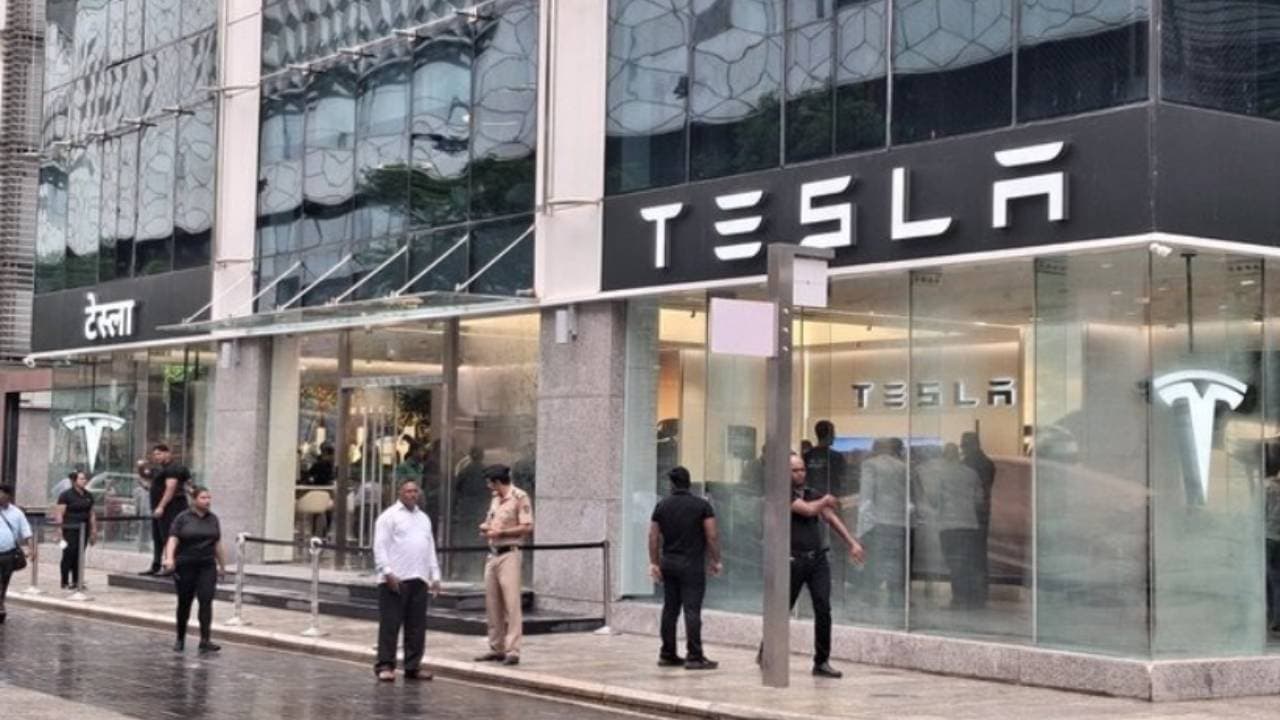 Tesla Tesla