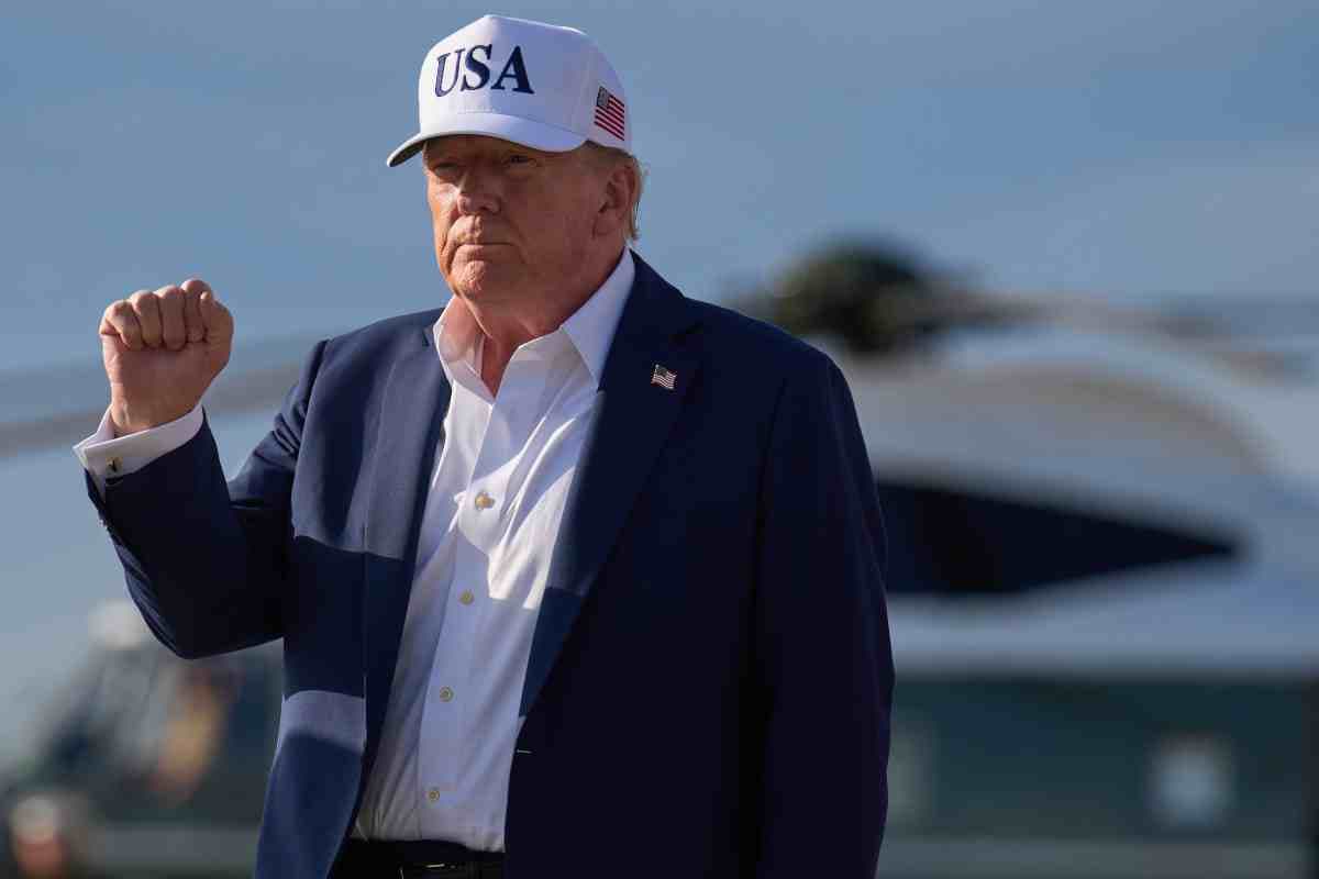 Video : एलन मस्क की 'नई पार्टी' पर भड़के डोनाल्ड ट्रंप, वीडियो में देखें क्या कह दिया अमेरिकी राष्ट्रपति ने