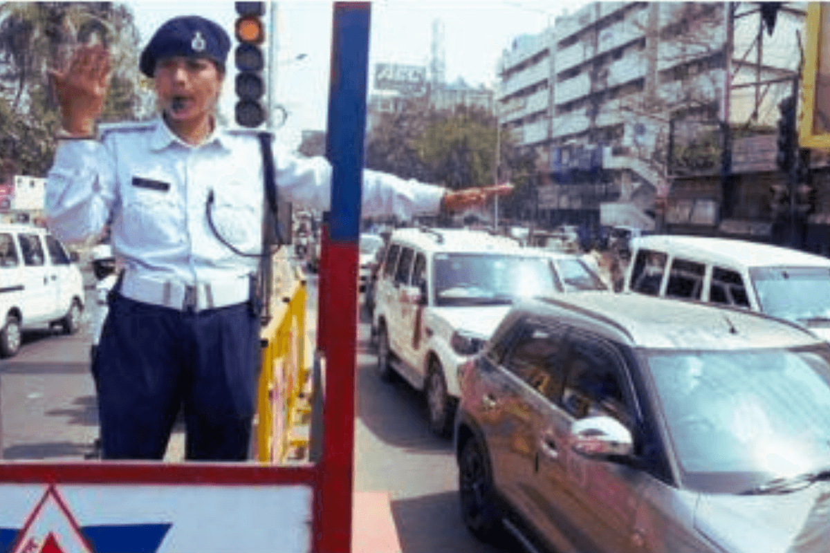 Traffic In Patna: पटना में आज से 2 दिनों तक यहां नहीं चलेंगी गाड़ियां… घर से निकलने के पहले ले लें पूरी जानकारी