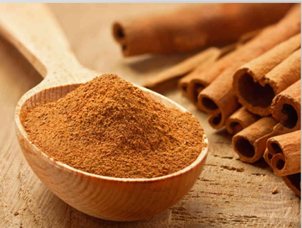 Health Tips: बड़े काम की है दालचीनी, शुगर कंट्रोल करने से लेकर इम्यूनिटी मजबूत करने तक में आती है काम