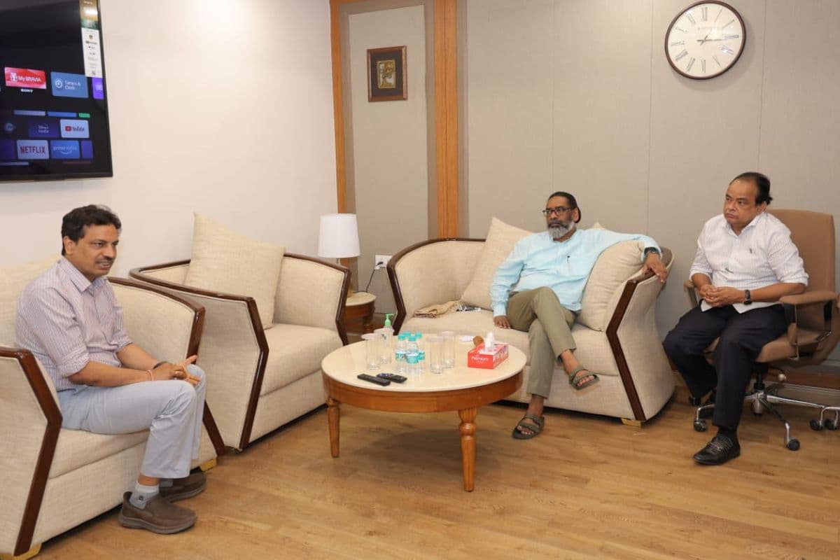 dr irfan ansari with hemant soren