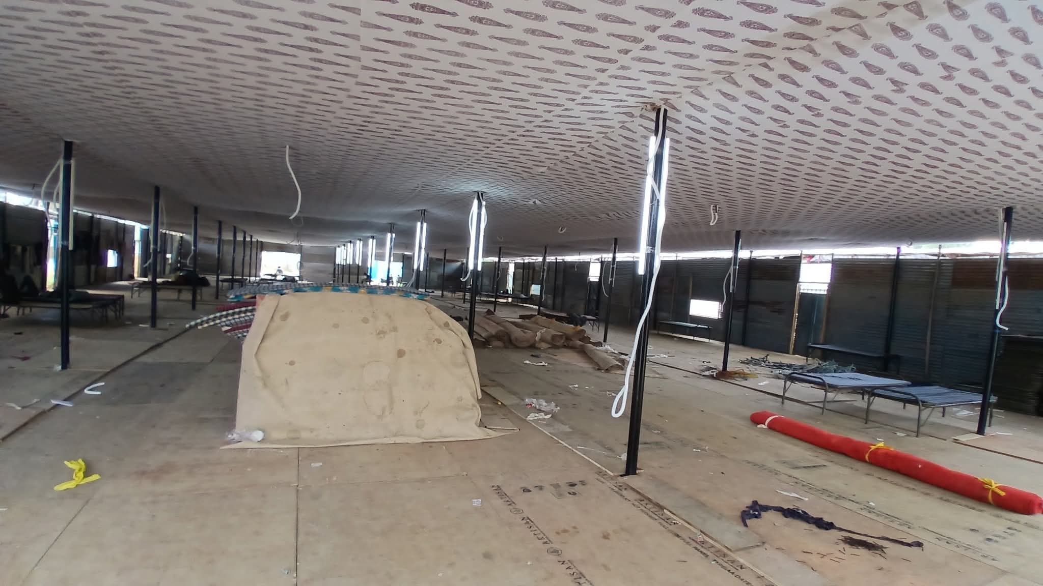 Deoghar news : टेंट सिटी में सुविधा व सुरक्षा के साथ ही सफाई पर रखें विशेष ध्यान : डीसी