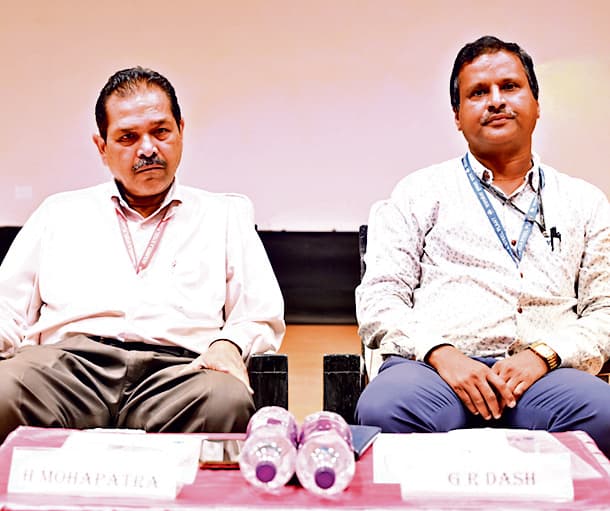 Rourkela News: आरएसपी से सेवानिवृत्त हो रहे कर्मियों का सहयोग करने का उनकी जीवनसाथियों से किया गया आग्रह