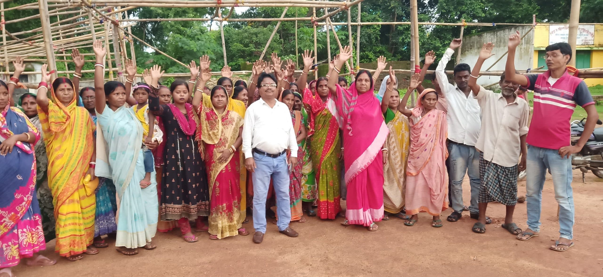 East Singhbhum News : ईंट की कीमत बढ़ने से अबुआ आवास बनाना हुआ मुश्किल