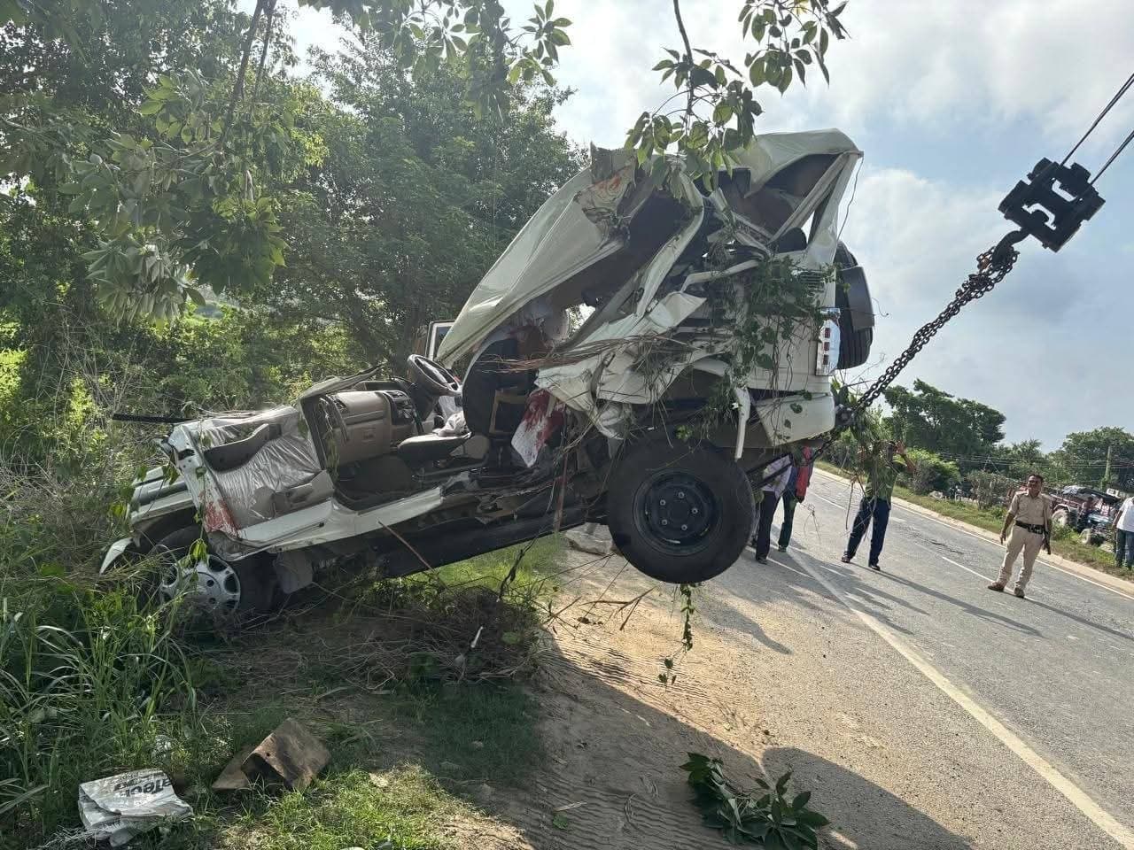 Darbhanga News: परिवहन विभाग की गाड़ी को अज्ञात वाहन ने मारी ठोकर, इएसआइ की दर्दनाक मौत