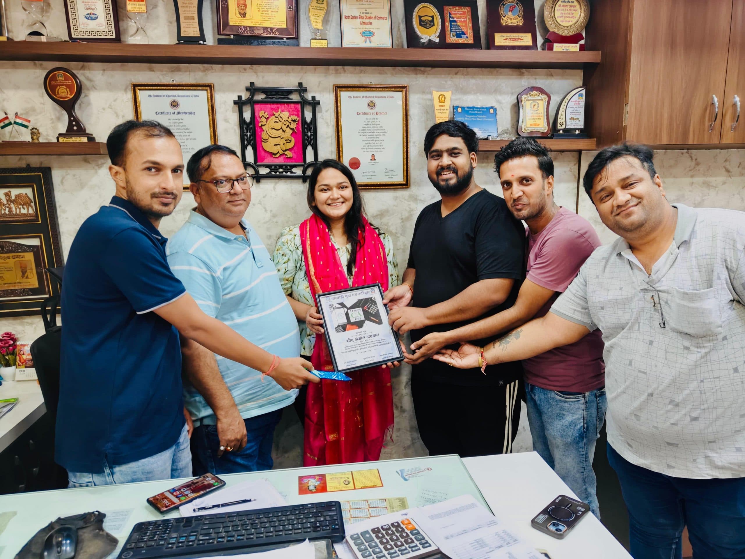 मारवाड़ी युवा मंच ने चिकित्सकों व चार्टर्ड अकाउंटेंट्स को किया सम्मानित