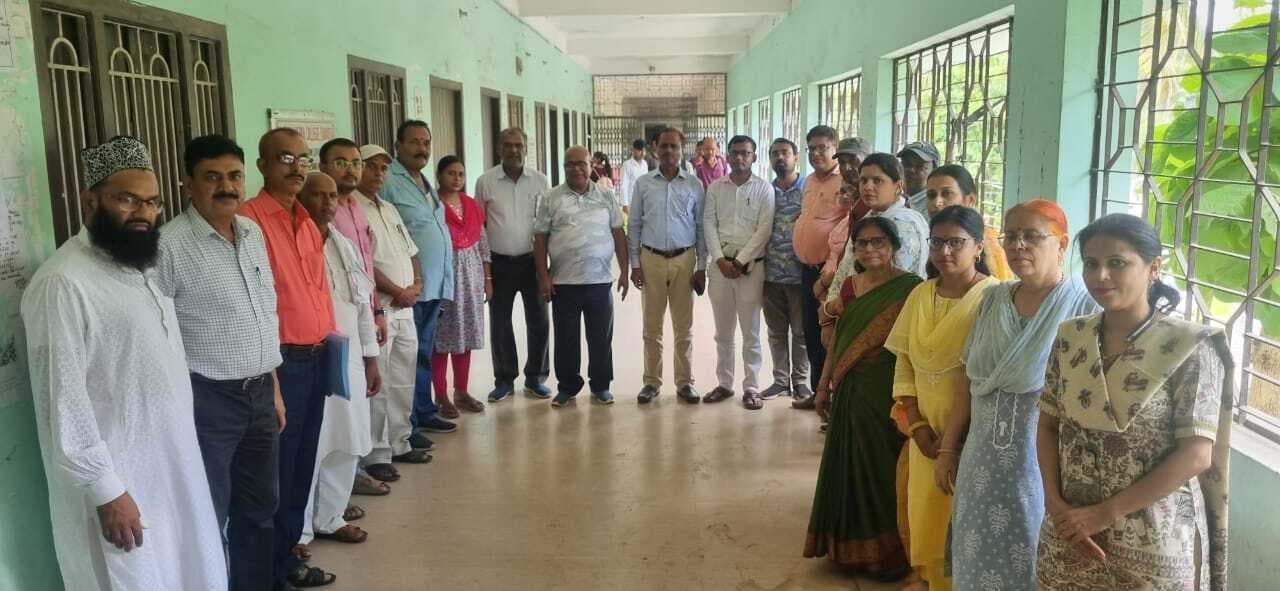 रुटीन के अनुसार वर्ग संचालन पर अतिथि शिक्षक दें ज्यादा ध्यानः प्रधानाचार्य