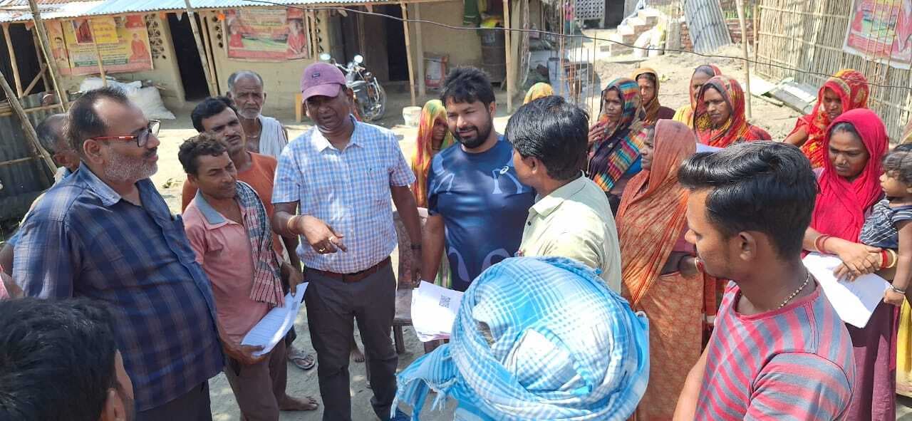 मतदाता सूची विशेष गहन पुनरीक्षण कार्य में विलंब से पहुंचे बीएलओ से पूछा जायेगा स्पष्टीकरण : बीडीओ