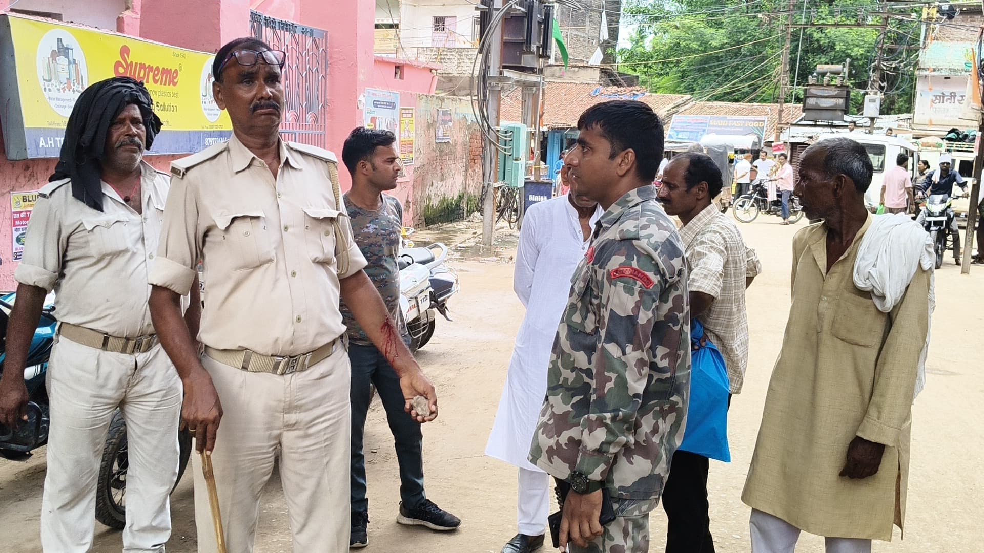 पत्थर से मारकर होमगार्ड का जवान को किया जख्मी