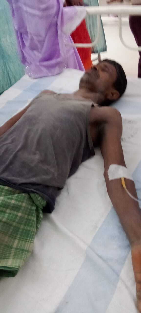 करेंट की चपेट में आने से ग्रामीण व मवेशी हुए घायल