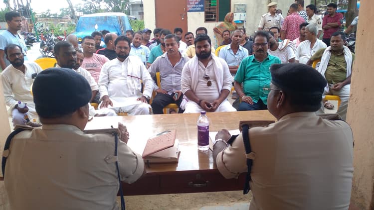 आपसी भाईचारे के साथ शांति का पैगाम देने वाला पर्व है मुहर्रम: इंस्पेक्टर