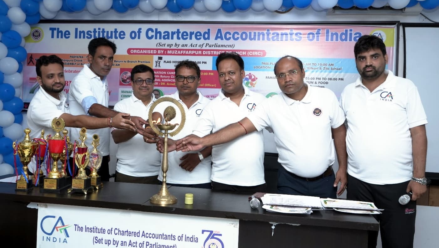 दि इंस्टीट्यूट ऑफ चार्टर्ड अकाउंटेंट्स ऑफ इंडिया ने किया रक्तदान