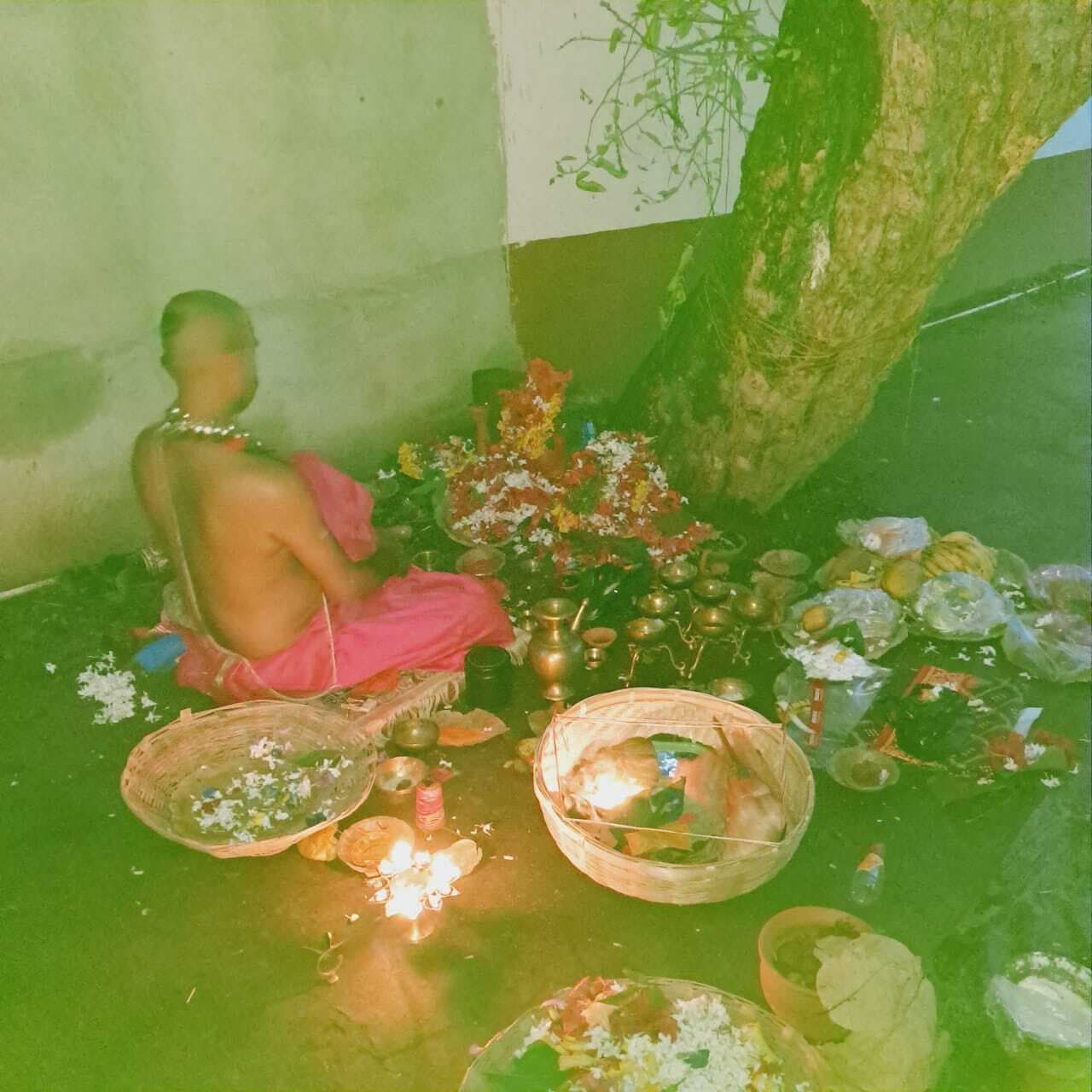 गुप्त नवरात्र : बेलभरनी पूजा पर धर्म ध्वजा के साथ निकली शोभा यात्रा