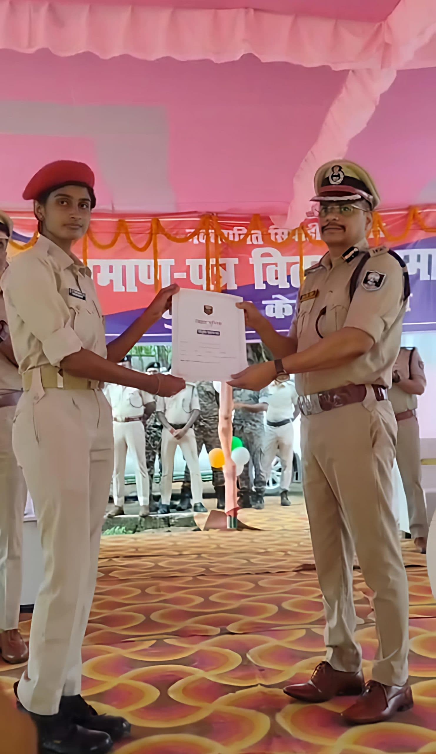 नवनियुक्त 902 सिपाहियों को दिया गया नियुक्ति पत्र