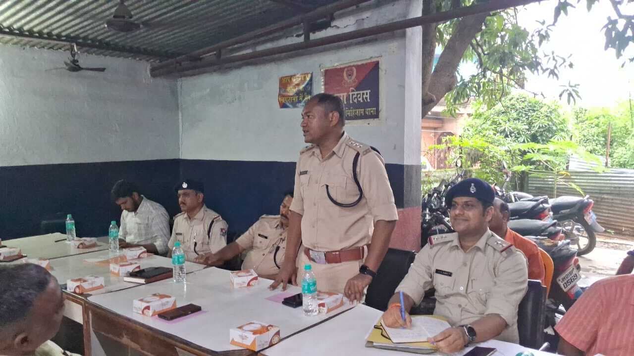 सोशल मीडिया से फैलने वाले अफवाह पर ध्यान नहीं दें : एसडीपीओ