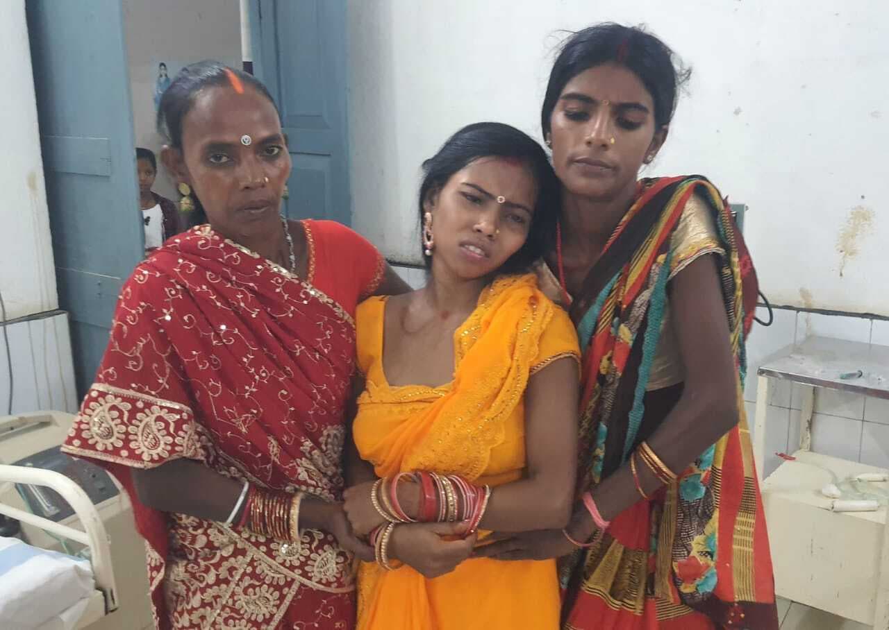 ट्रक ने टोटो में पीछे से मारी टक्कर, तीन महिलाएं हुई घायल