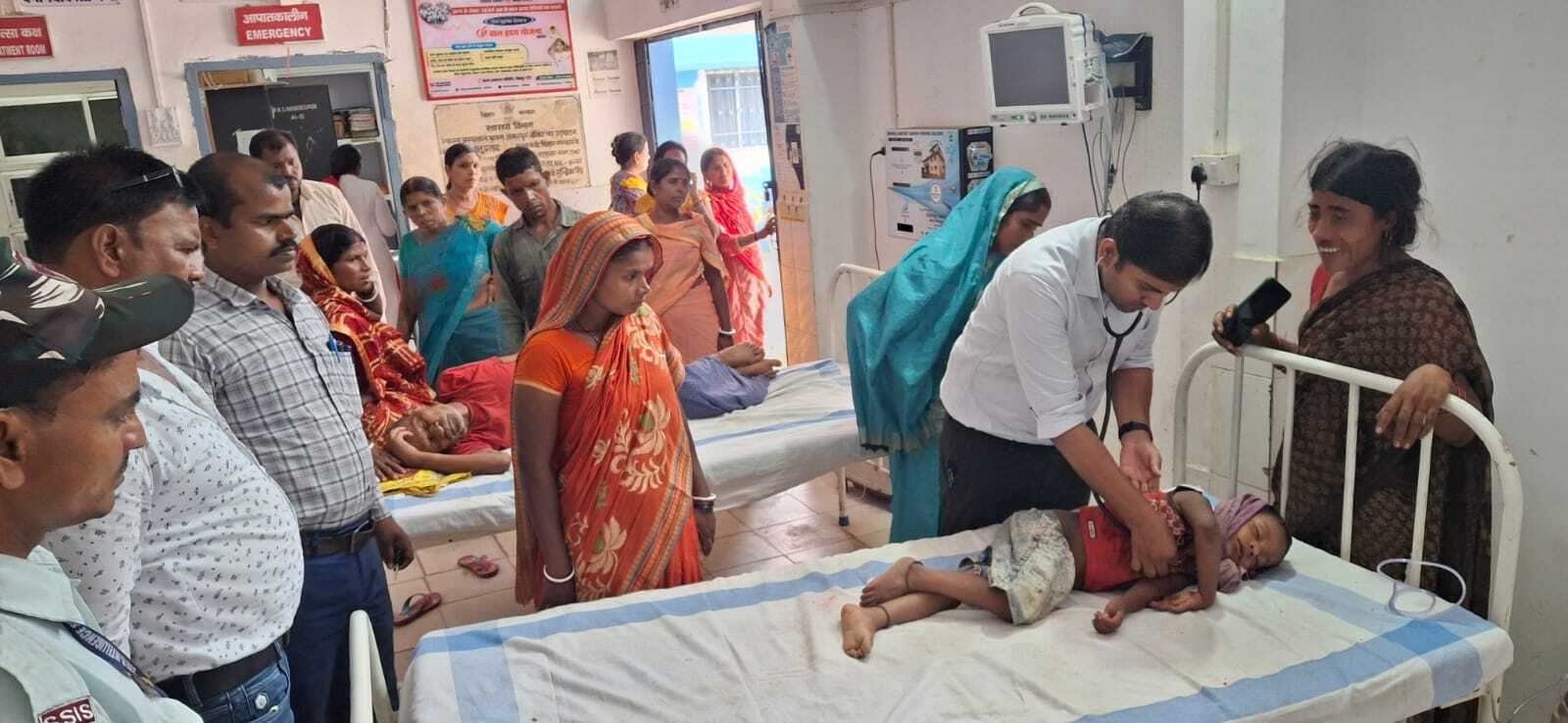 पिलर से दबकर चार वर्षीय मासूम हुआ जख्मी, रेफर