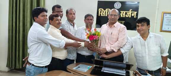 नवनियुक्त सिविल सर्जन का एमपीडब्ल्यू कर्मचारी संघ ने किया सम्मान