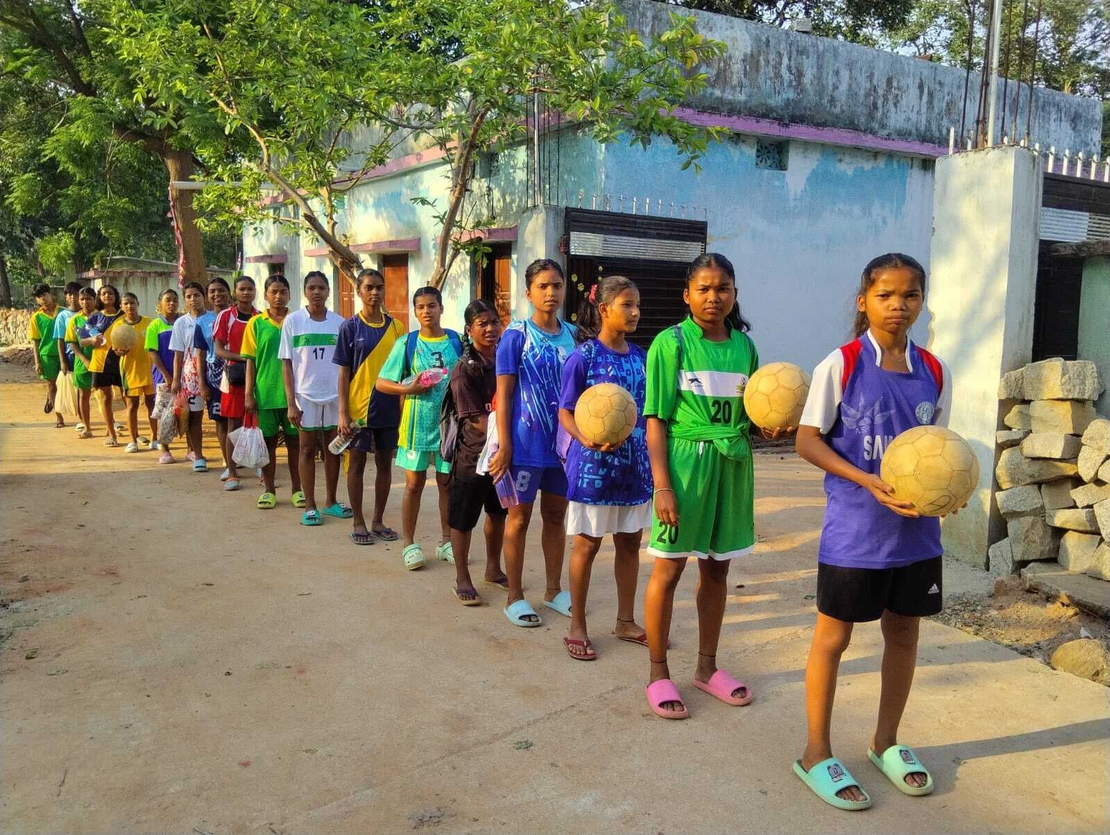 Ranchi News : गोल पोस्ट में बेटियों की किक से बढ़ा मान