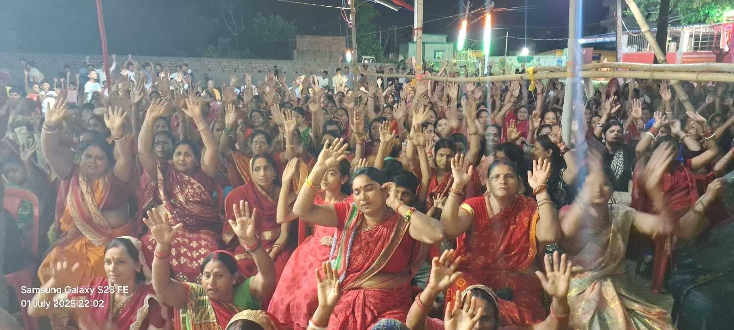 सर्वेश्वर नर्मदेश्वर महादेव मंदिर में हुआ भव्य महाकीर्तन, भगवान के भजनों पर झूमते रहे श्रोता