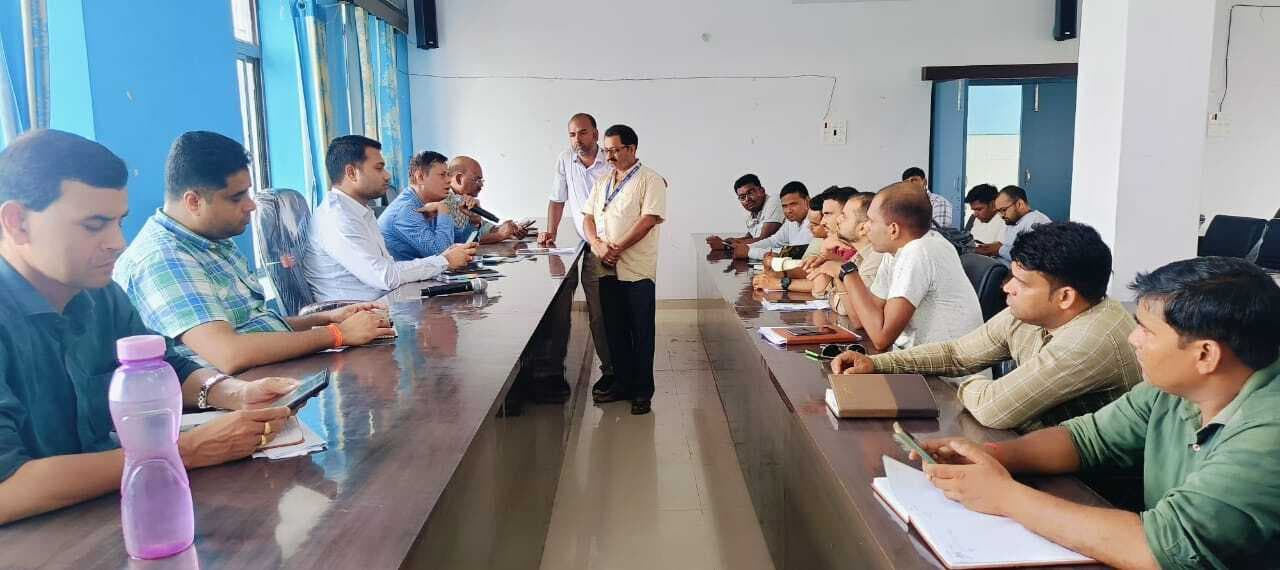 Samastipur News:मतदाता पुनरीक्षण अभियान की समीक्षा कर पदाधिकारियों ने दिये निर्देश