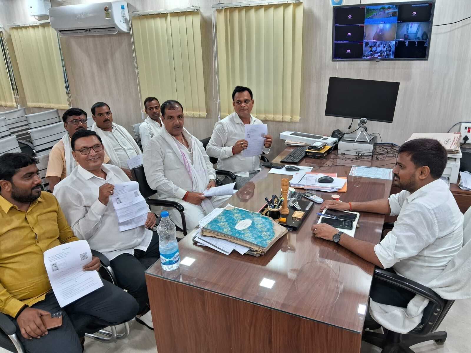 2003 की मतदाता सूची में जिनका नाम है, उन्हें प्रमाणपत्र देने आवश्यकता नहीं