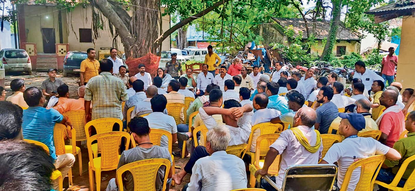 Saran News : दिघवारा में स्थिति सामान्य, हिरासत में लिये गये लोगों से पूछताछ