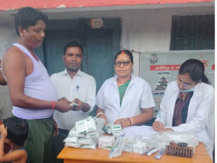 Giridih News :कुसमाकुरहा में डायरिया ने पैर पसारा, 16 पीड़ित