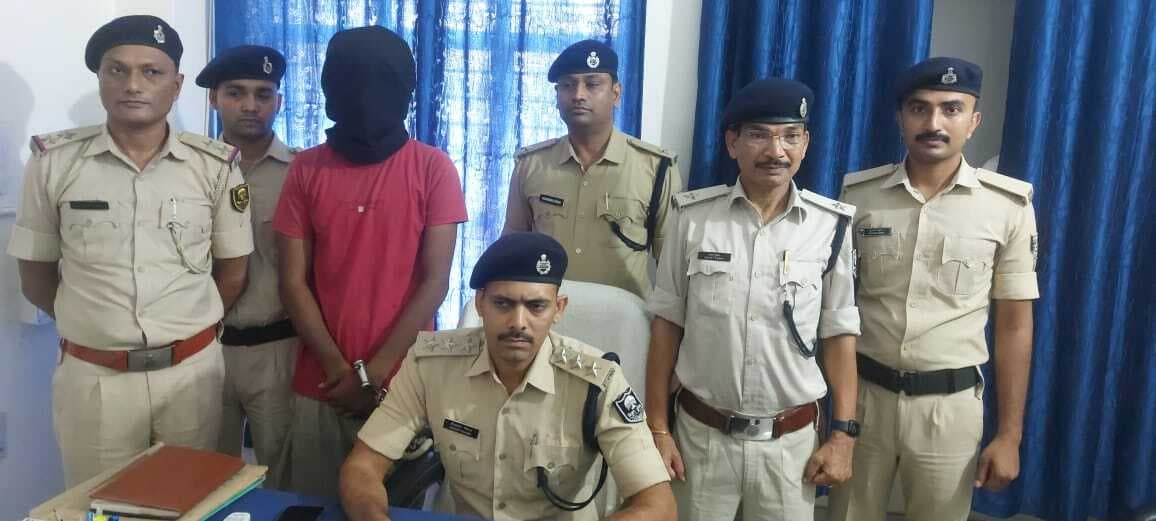 सुपौल का युवक ने यूपीआई के माध्यम से उड़ाया 47 हजार रूपये, गिरफ्तार