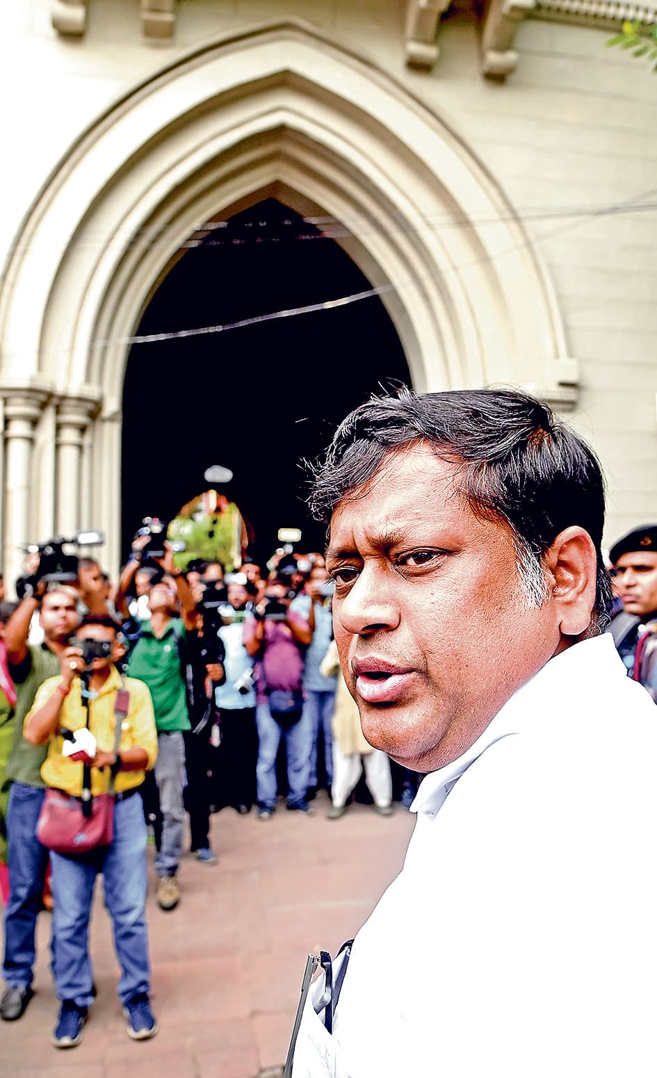 कोलकाता पुलिस के खिलाफ हाइकोर्ट पहुंचे सुकांत