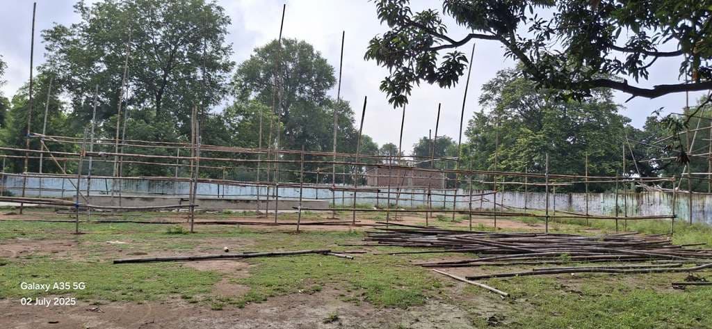 कांवरियों की सुविधा के लिए जगह- जगह तैयार हो रहा पंडाल