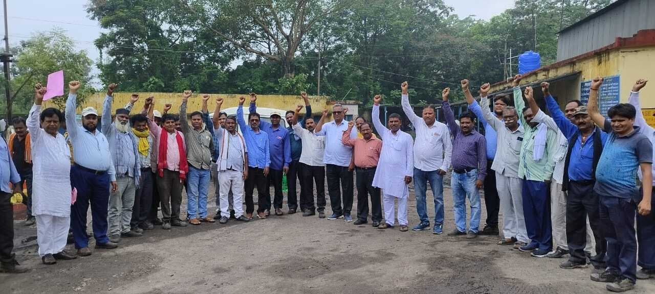 Bokaro News : नौ की हड़ताल में मजदूर एकजुटता का परिचय दें : संयुक्त मोर्चा