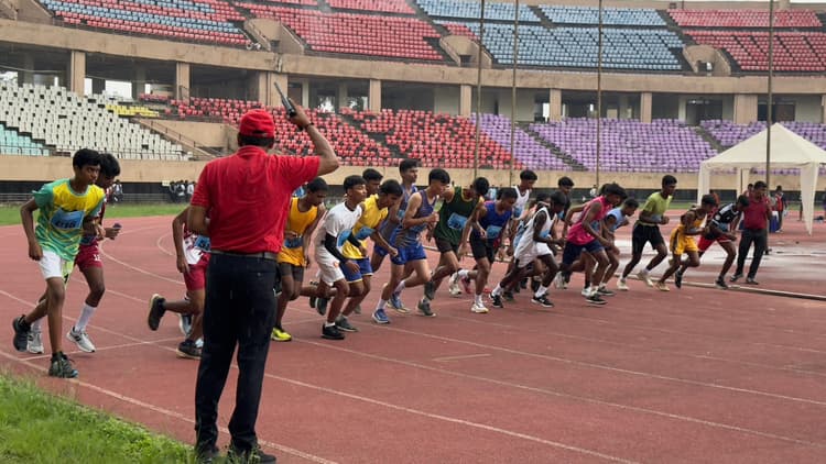 Sports : सीआइएससीइ जोनल एथलेटिक मीट शुरू