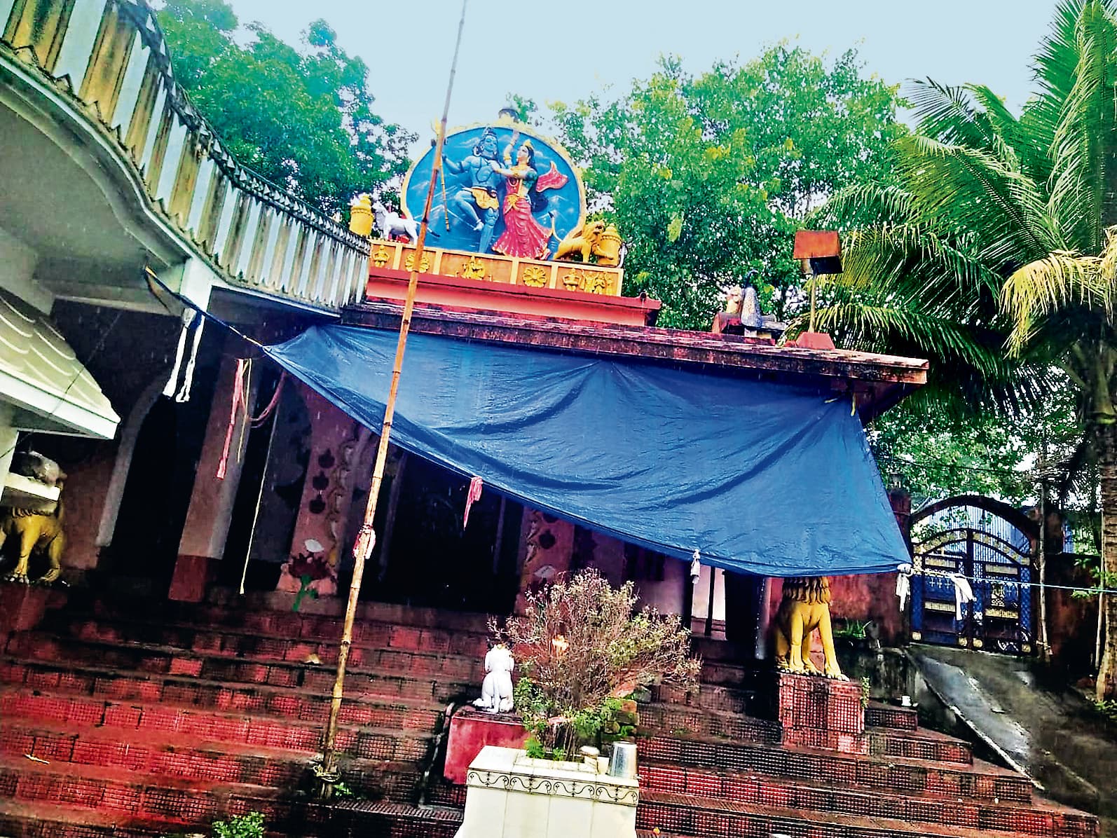 Jamshedpur News : बिरसानगर और सिदगोड़ा में मंदिर से गहना व बर्तन की चोरी से लोगों में आक्रोश