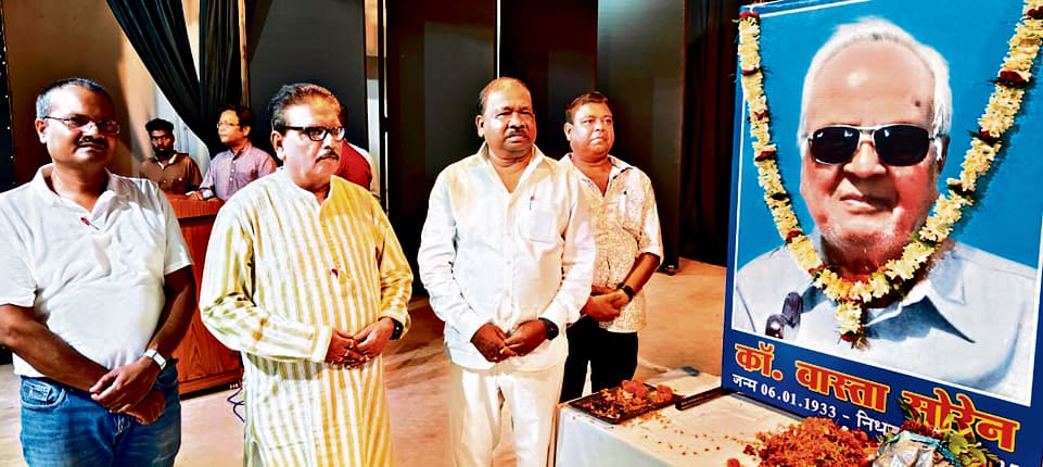 east singhbhum news: शोषित व वंचितों के अधिकारों के लिए बास्ता ने उठायी आवाज : रामदास सोरेन