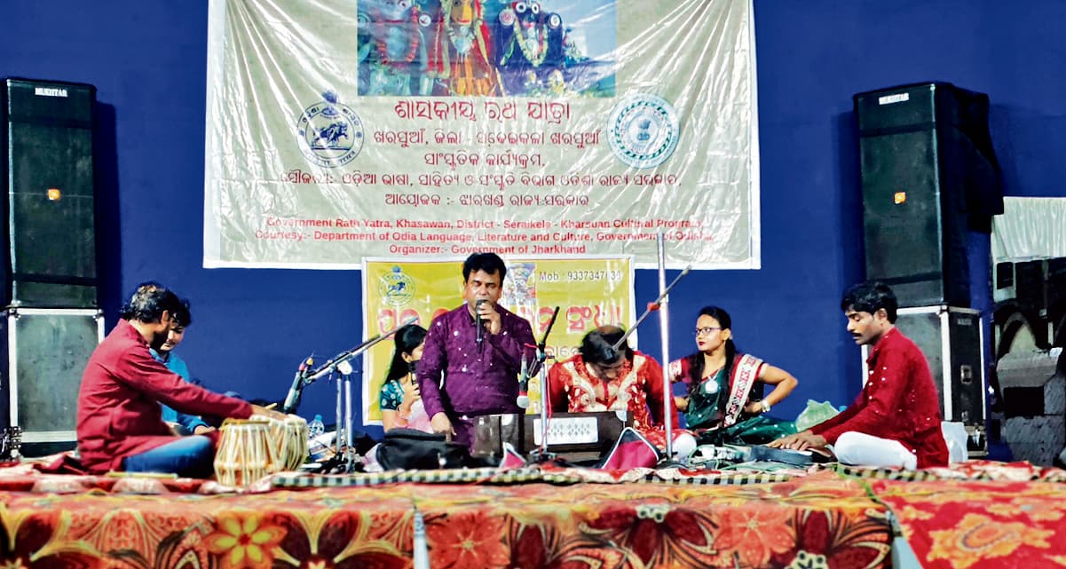 seraikela kharsawan news: नाराज मां लक्ष्मी ने महाप्रभु का रथ तोड़ा