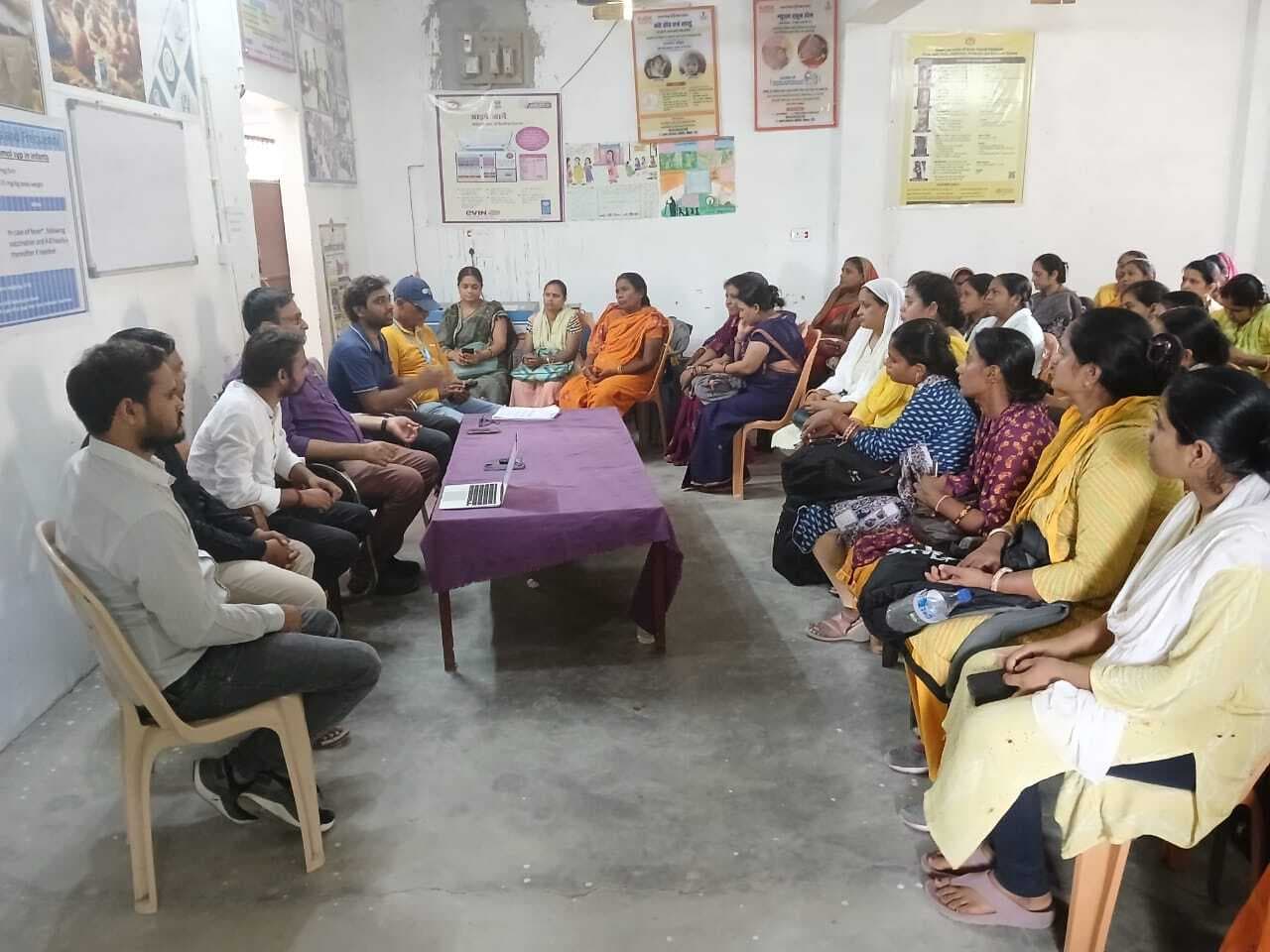 Motihari: पीएचसी में समीक्षात्मक बैठक आयोजित, दिये गये कई निर्देश