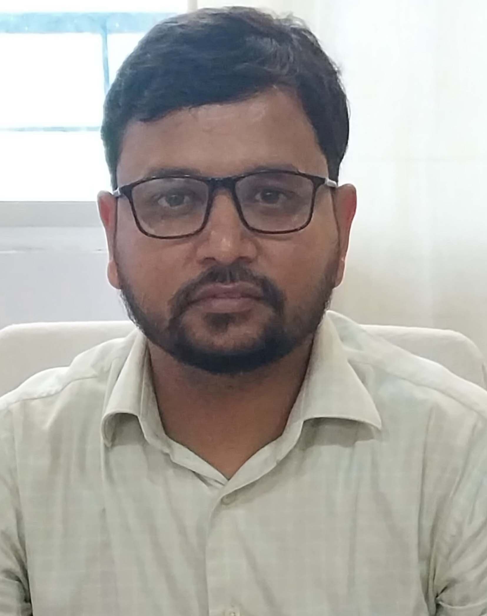 नये डीसीएलआर ने लिया प्रभार