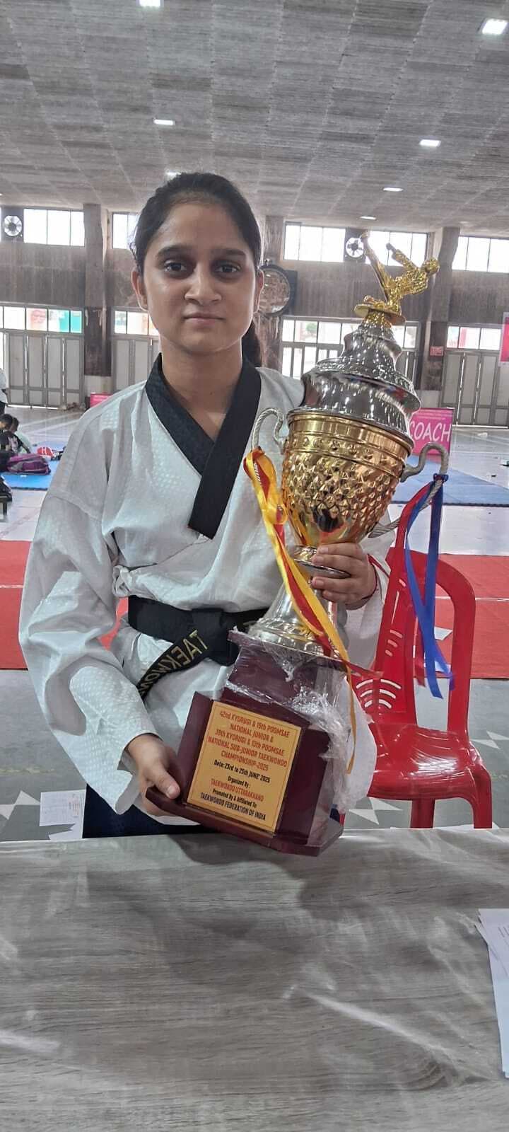 39वीं सब जूनियर नेशनल ताइक्वांडो चैंपियनशिप में प्रतीक्षा ने स्वर्ण पदक जीता