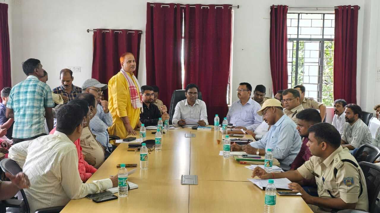 सरकारी गाइडलाइन के अंतर्गत ही अखाड़ा जुलूस निकालें : एसडीओ